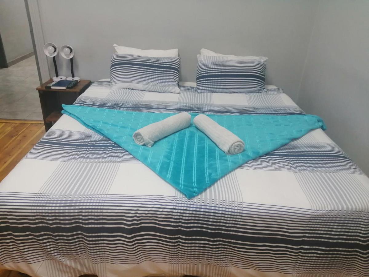 Keetmanshoop Self-Catering Hotel ภายนอก รูปภาพ