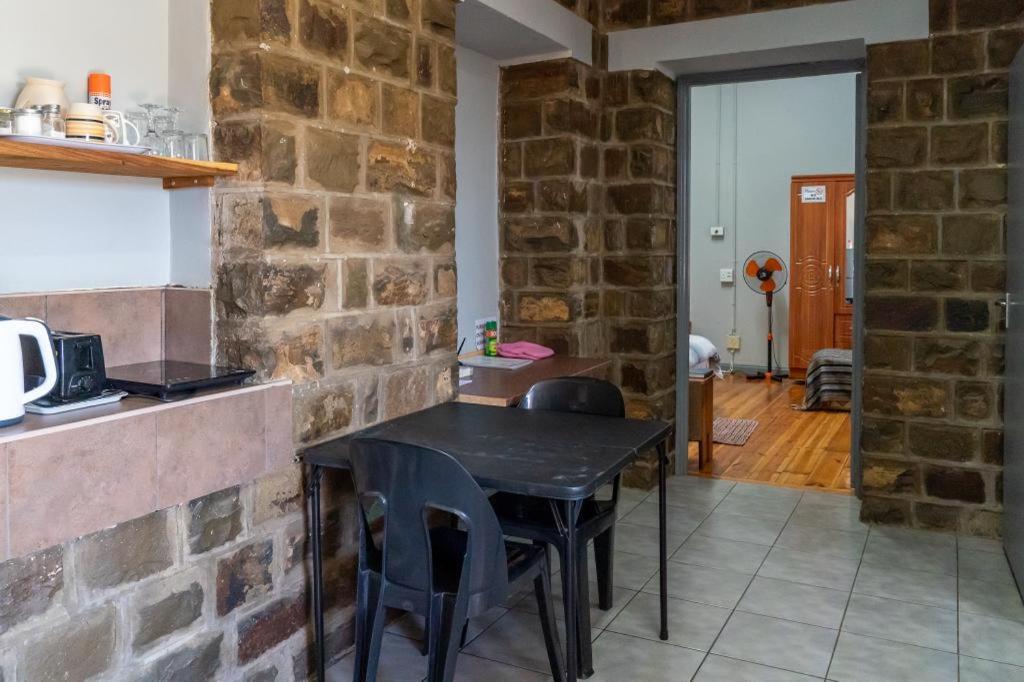 Keetmanshoop Self-Catering Hotel ภายนอก รูปภาพ