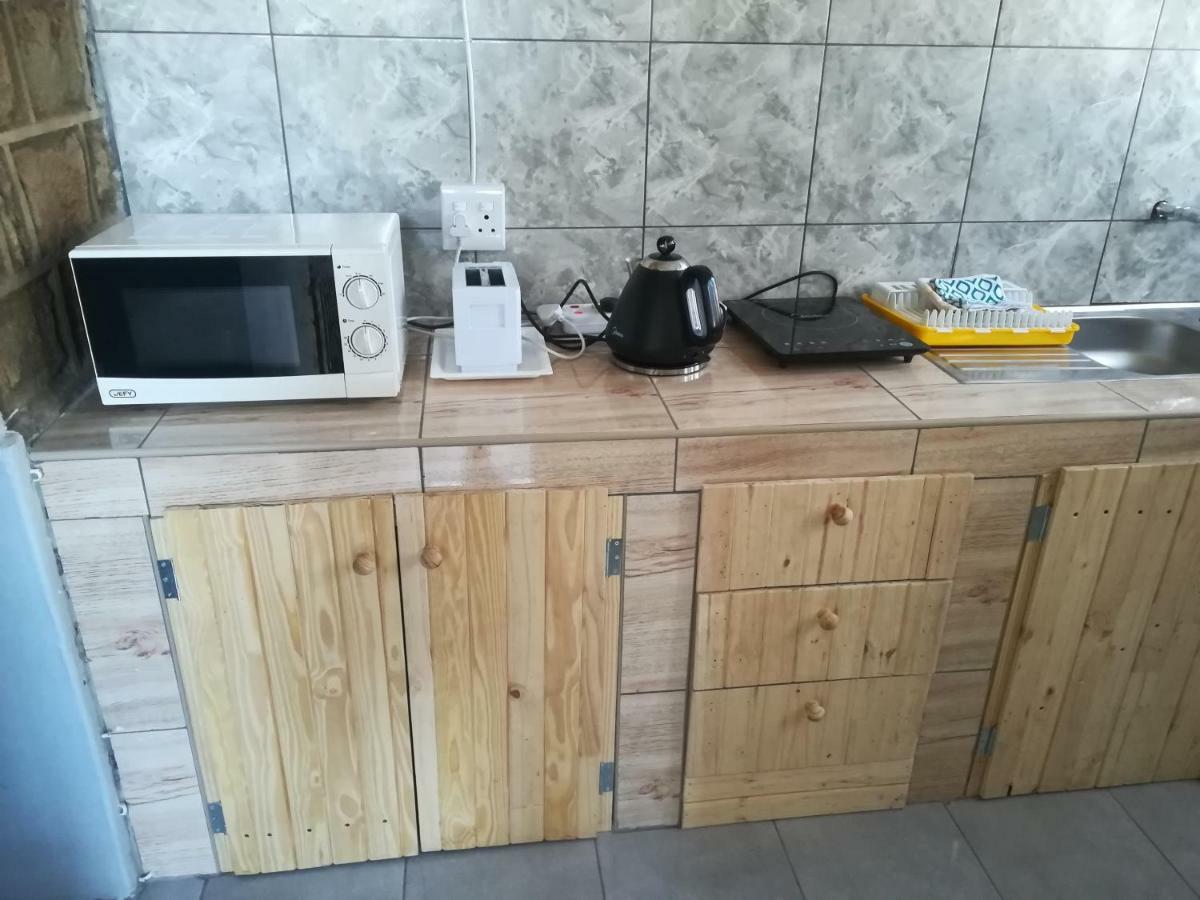 Keetmanshoop Self-Catering Hotel ภายนอก รูปภาพ